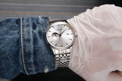  Jaeger-LeCoultre Sun Moon Star   8217  Automatic Movement 40mm  Watch